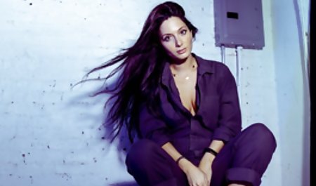 همسر بلوند شیرین Vanessa Hell دارای سوراخ سکس کوس مصنوعی های مجدد خود است