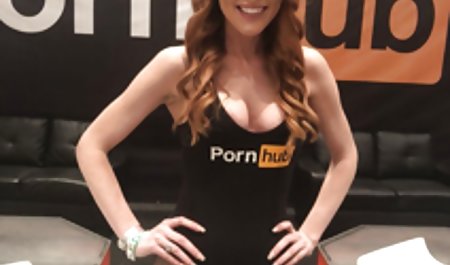 عمیق MILF در کوس و کون خفن 69 موقعیت