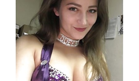 همسر Slutty در حال ساخت اولین فیلم عکس کس حشری جنسی خود با دو bbcs
