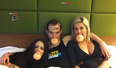 انگشتان دست و پنجه نرم SL4UA شیطان گاييدن كس وكون BBW Hotwife