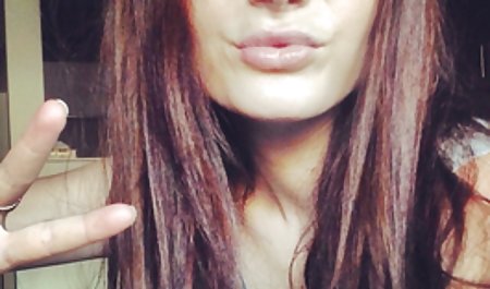 Dunyasha و سوپر وکوس Valentina Vibrator نزدیک