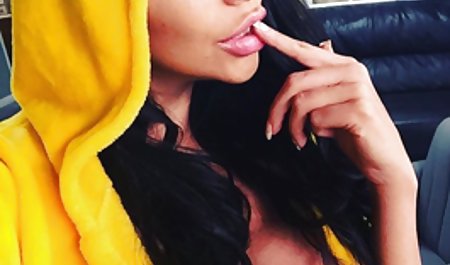 MILF سبزه سوار به ارگاسم انواع کس سکسی در بادامک مخفی